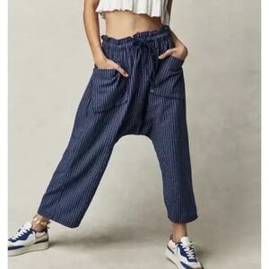 Free people oversized harem striped paper bag wide leg crop blue pant women's S